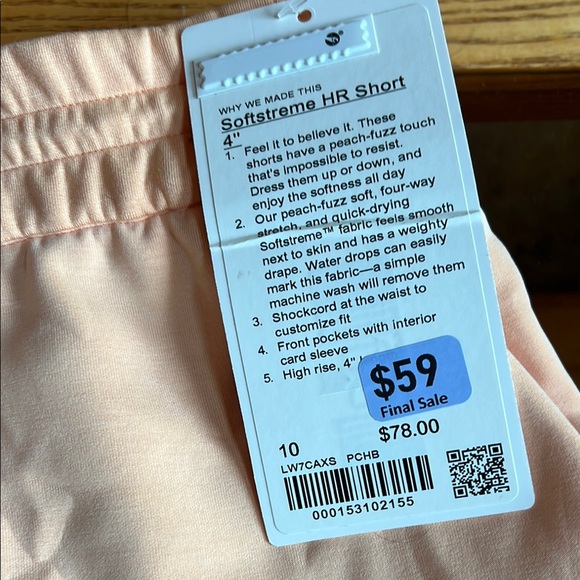 Lululemon softstreme HR shorts - Picture 2 of 2